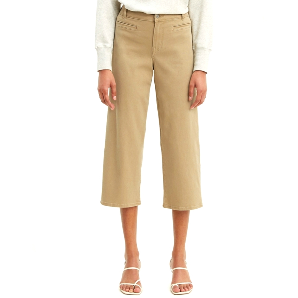 🏷LEVIS CLASIC WIDE LEG CROP CAPRI SIZE 8